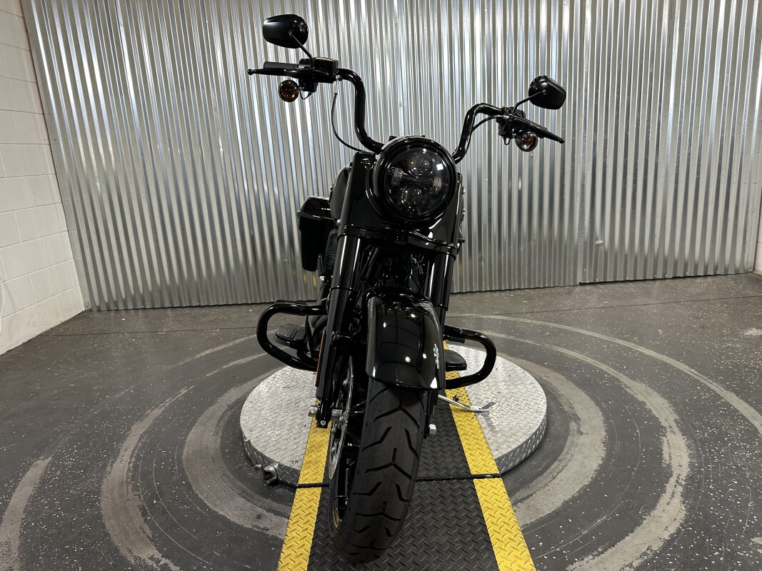 2025 Harley-Davidson Road King Special Vivid Black - Photo 3