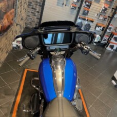 2025 Street Glide® (FLHX) thumb 2