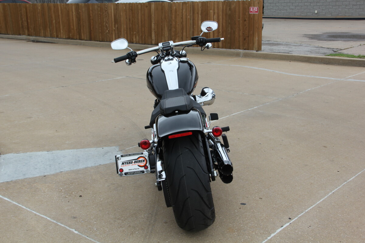 2023 Harley-Davidson Breakout - Photo 9