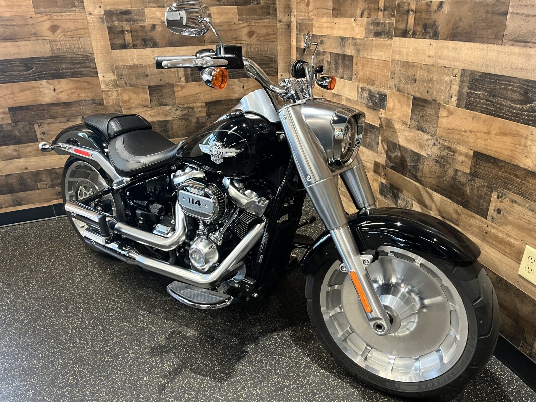 2019 Harley-Davidson Fat Boy 114 Vivid Black FLFBS - Photo 2
