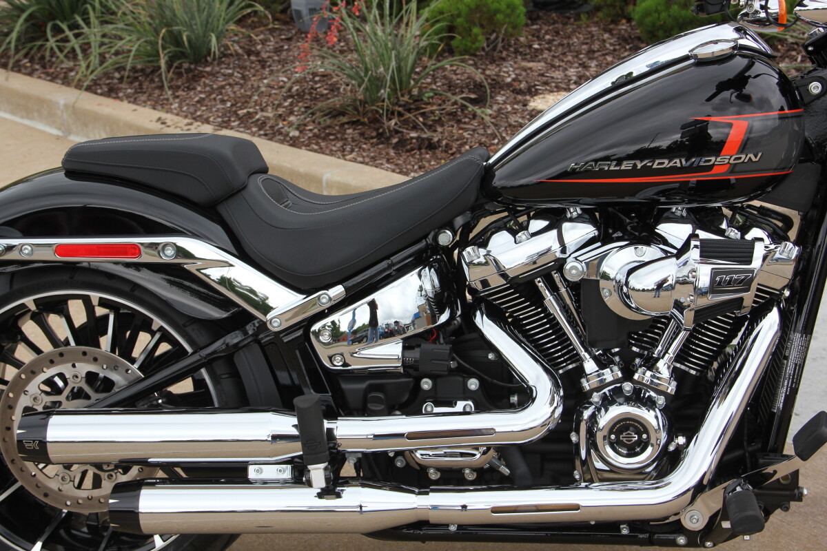 2023 Harley-Davidson Breakout - Photo 10