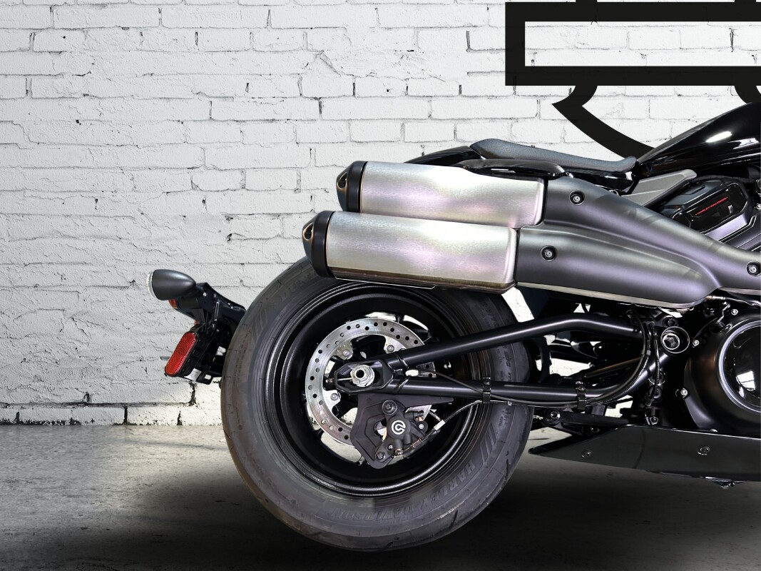 2025 Harley-Davidson Sportster S Vivid Black - Photo 5