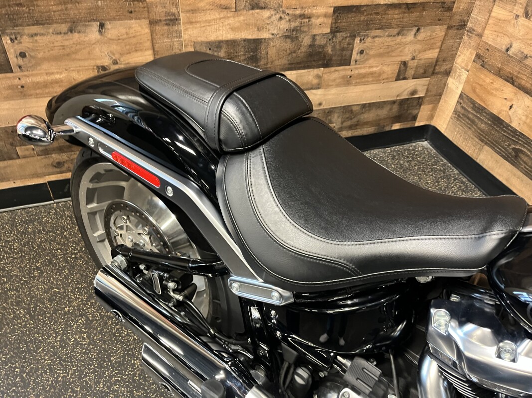 2019 Harley-Davidson Fat Boy 114 Vivid Black FLFBS - Photo 7