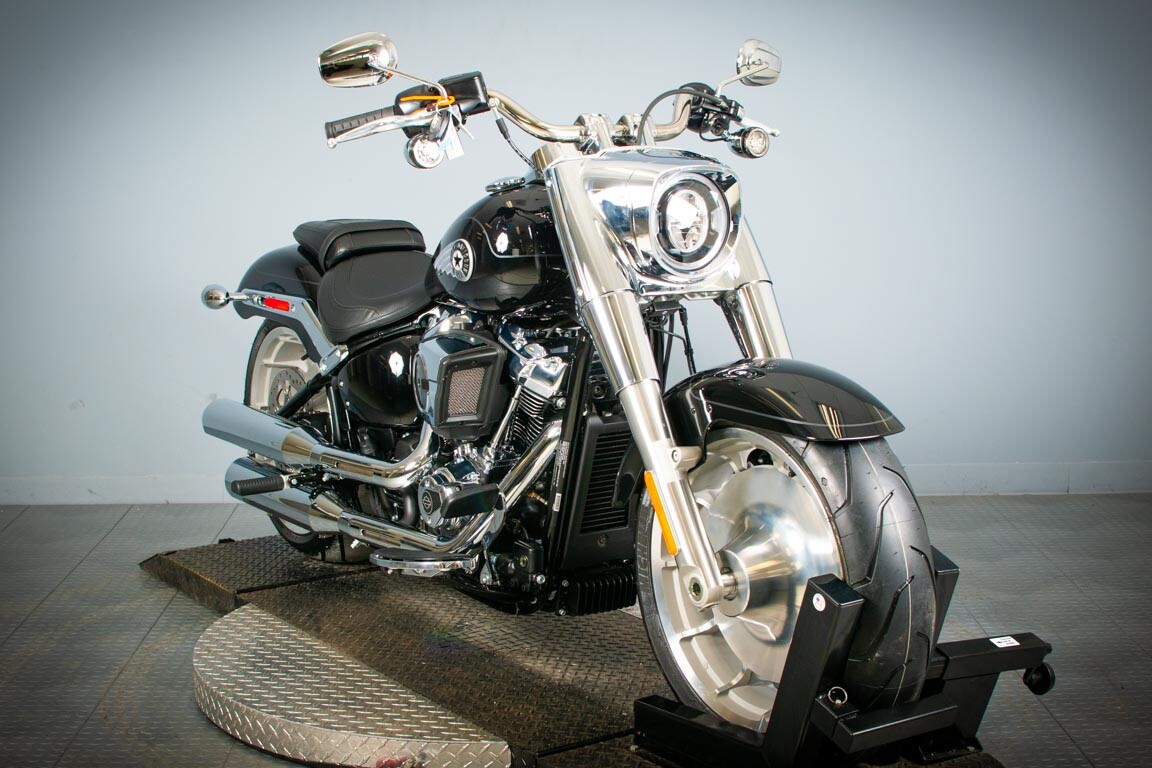 2025 Harley-Davidson Fat Boy FLFB - Photo 2