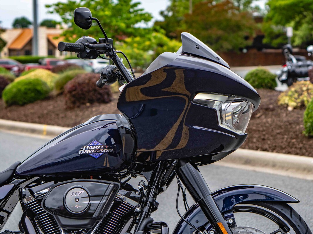 FLTRX 2025 Road Glide - Photo 8