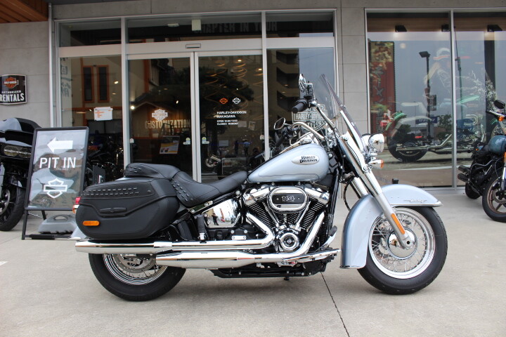 レンタルバイク】2023年 ソフテイルスタンダード | Harley