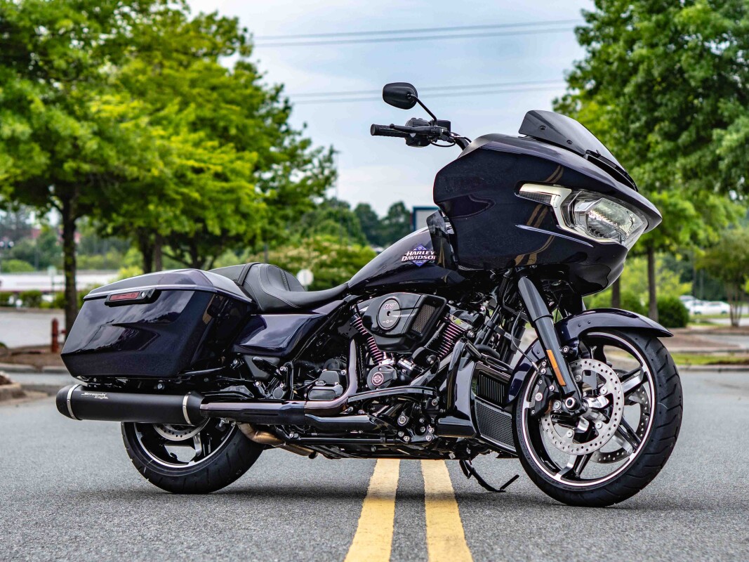 FLTRX 2025 Road Glide - Photo 2