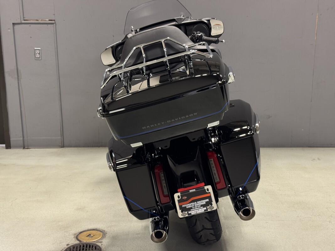 FLHXU 2025 Street Glide Ultra - Photo 10