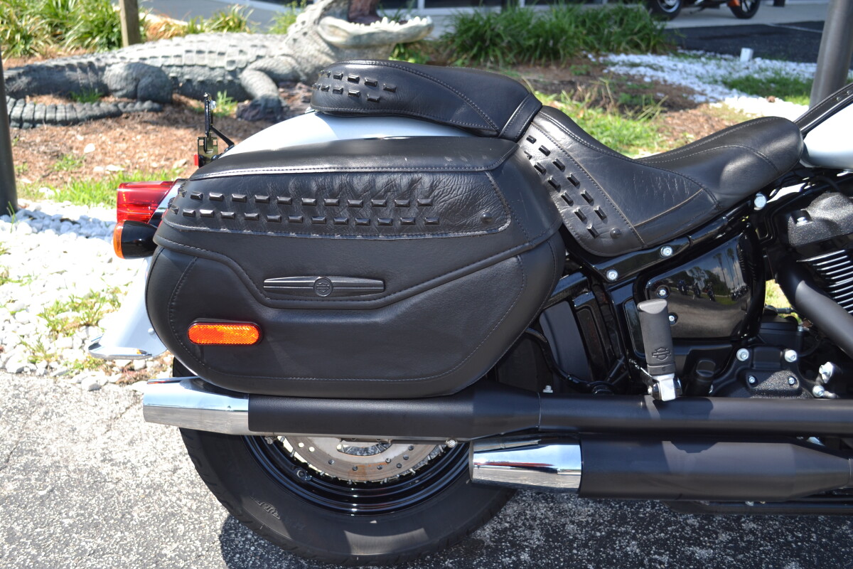 2024 Harley-Davidson Heritage Classic - FLHCS - Photo 6