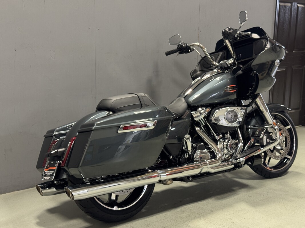 FLTRX 2025 Road Glide - Photo 5