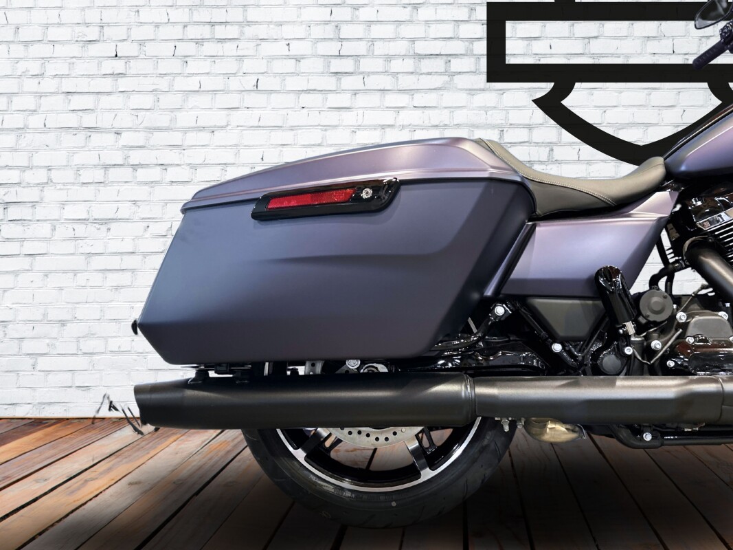 2025 Harley-Davidson Road Glide Purple Abyss Denim - Black Finish - Photo 5
