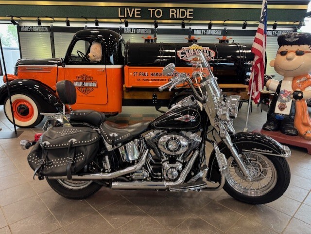 2016 Harley-Davidson Heritage Softail Classic FLSTC