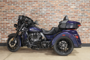 FLHTCUTG 2025 Tri Glide™ Ultra thumb 0