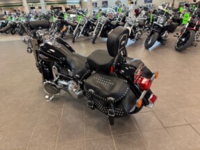 2015 Harley-Davidson Heritage Softail Classic FLSTC thumb 1