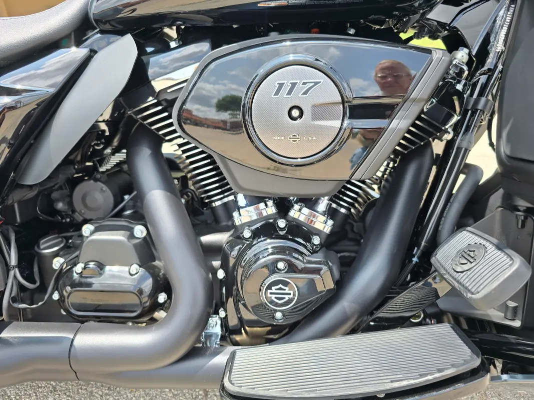 2025 Harley-Davidson Street Glide Ultra - Photo 8