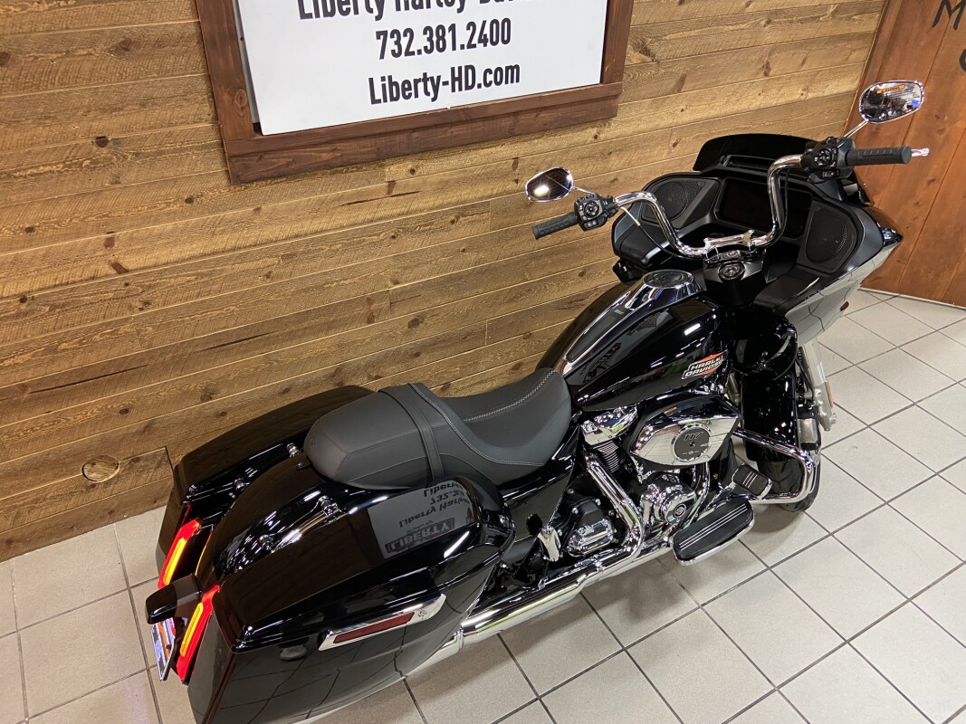 2025 Harley-Davidson Road Glide Vivid Black FLTRX - Photo 7
