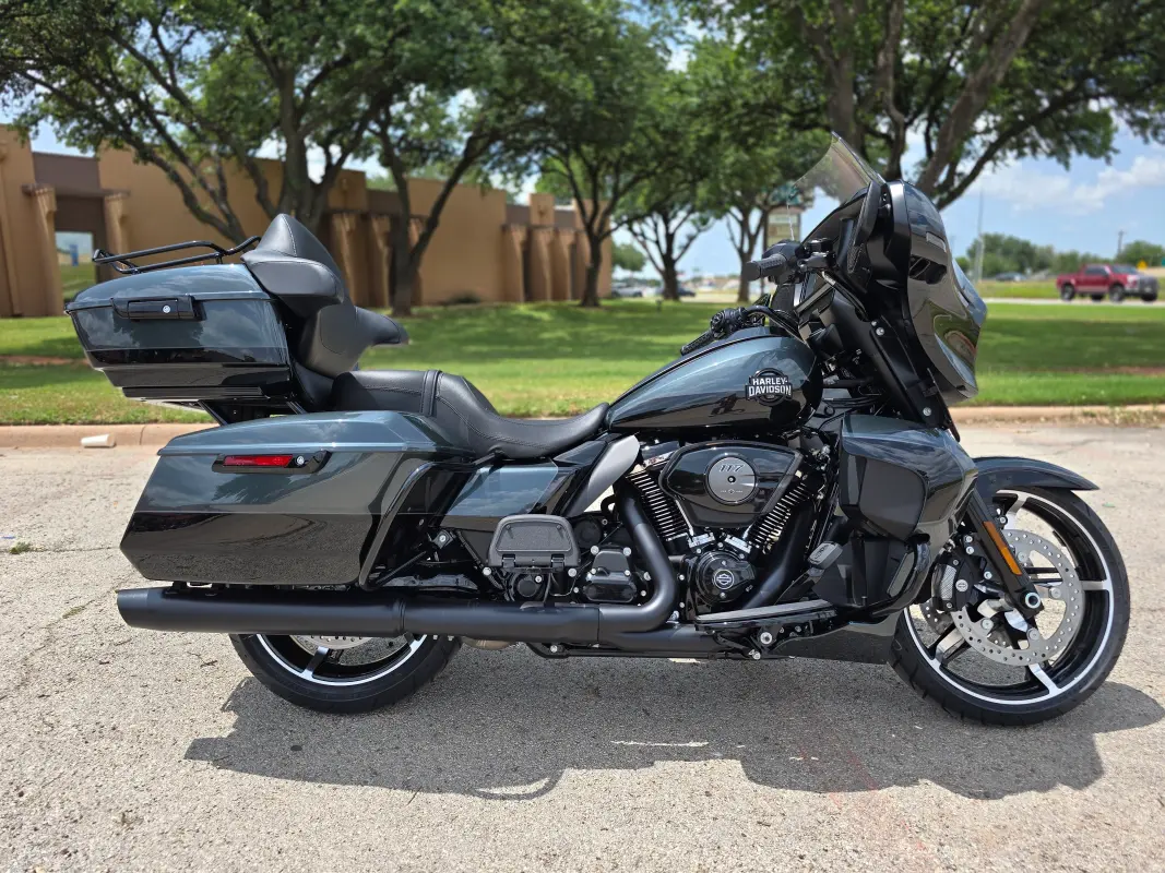 2025 Harley-Davidson Street Glide Ultra
