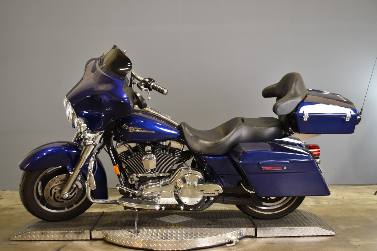 2006 Harley-Davidson Street Glide FLHX - Photo 5