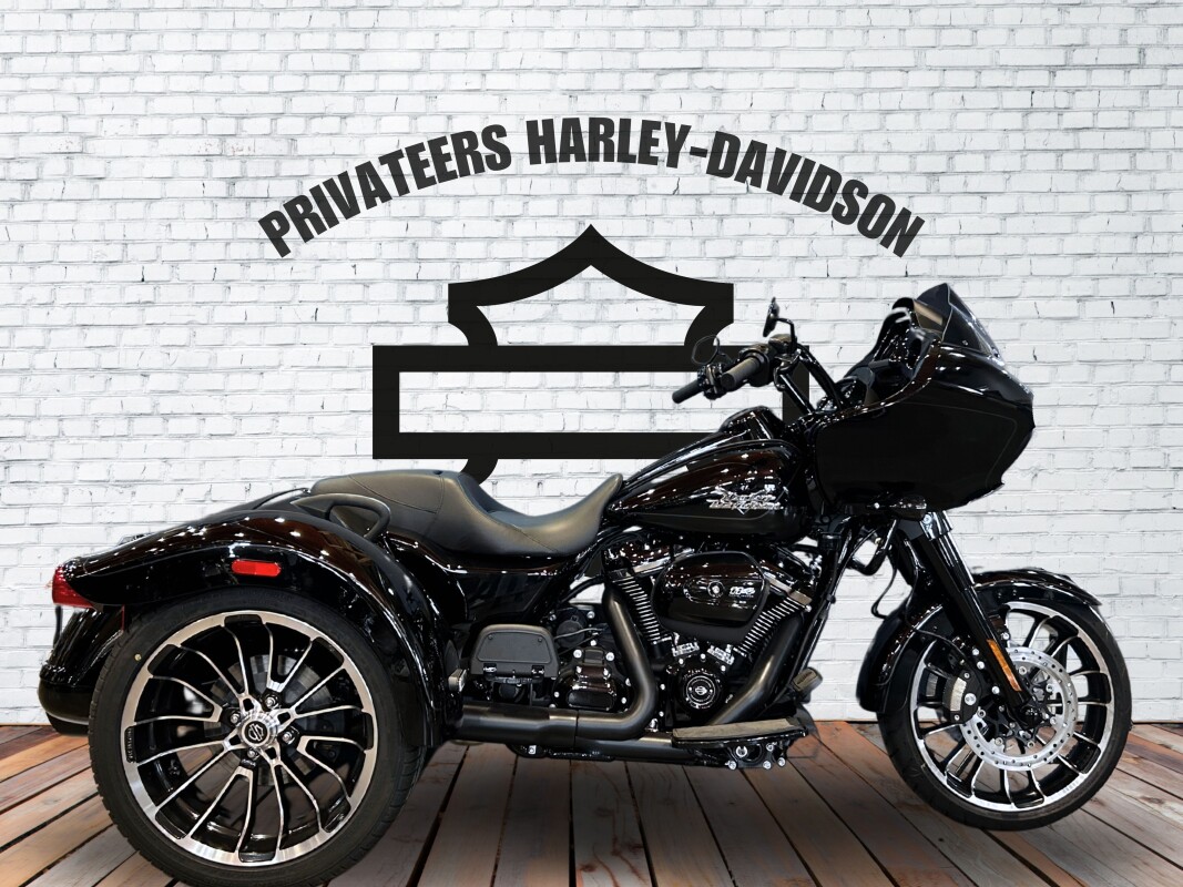 2024 Harley-Davidson Road Glide 3 Vivid Black – Black Finish