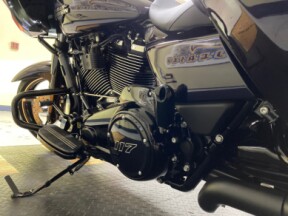 2025 Harley-Davidson<sup>®</sup> Road Glide® Mystic Shift - Black Finish thumb 1