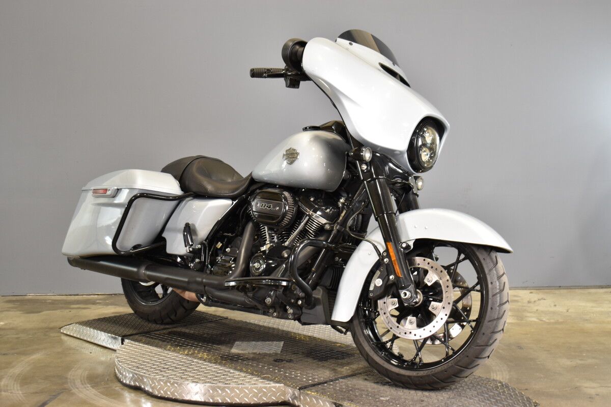 2023 Harley-Davidson Street Glide Special FLHXS - Photo 2