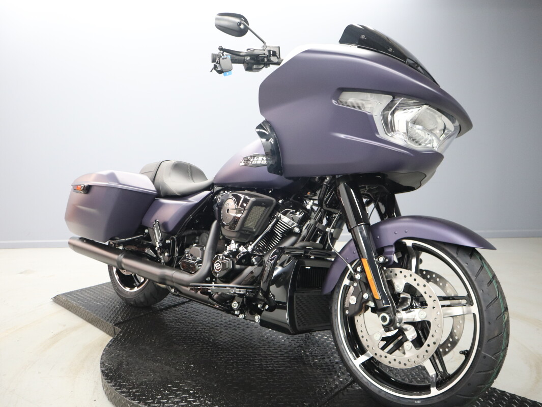 2025 Harley-Davidson Road Glide FLTRX - Photo 2