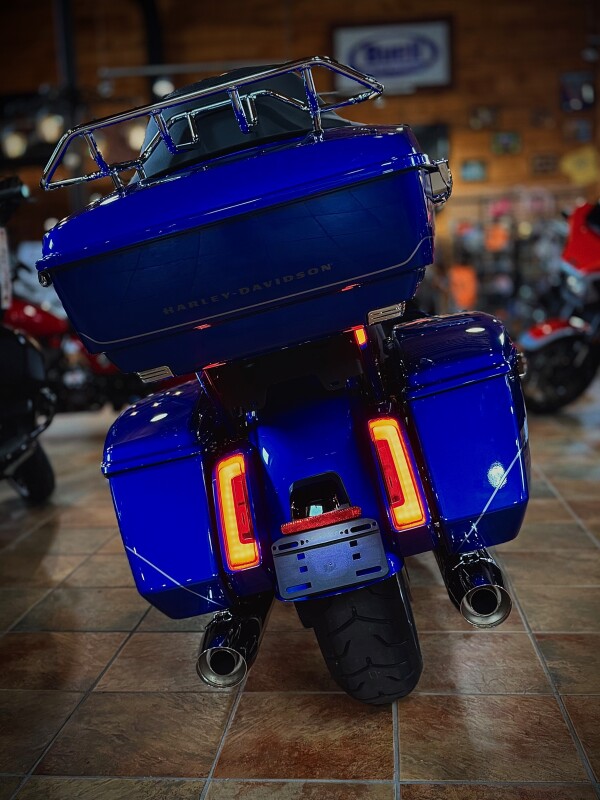 2025 Harley-Davidson Street Glide Ultra Blue Burst - Photo 5