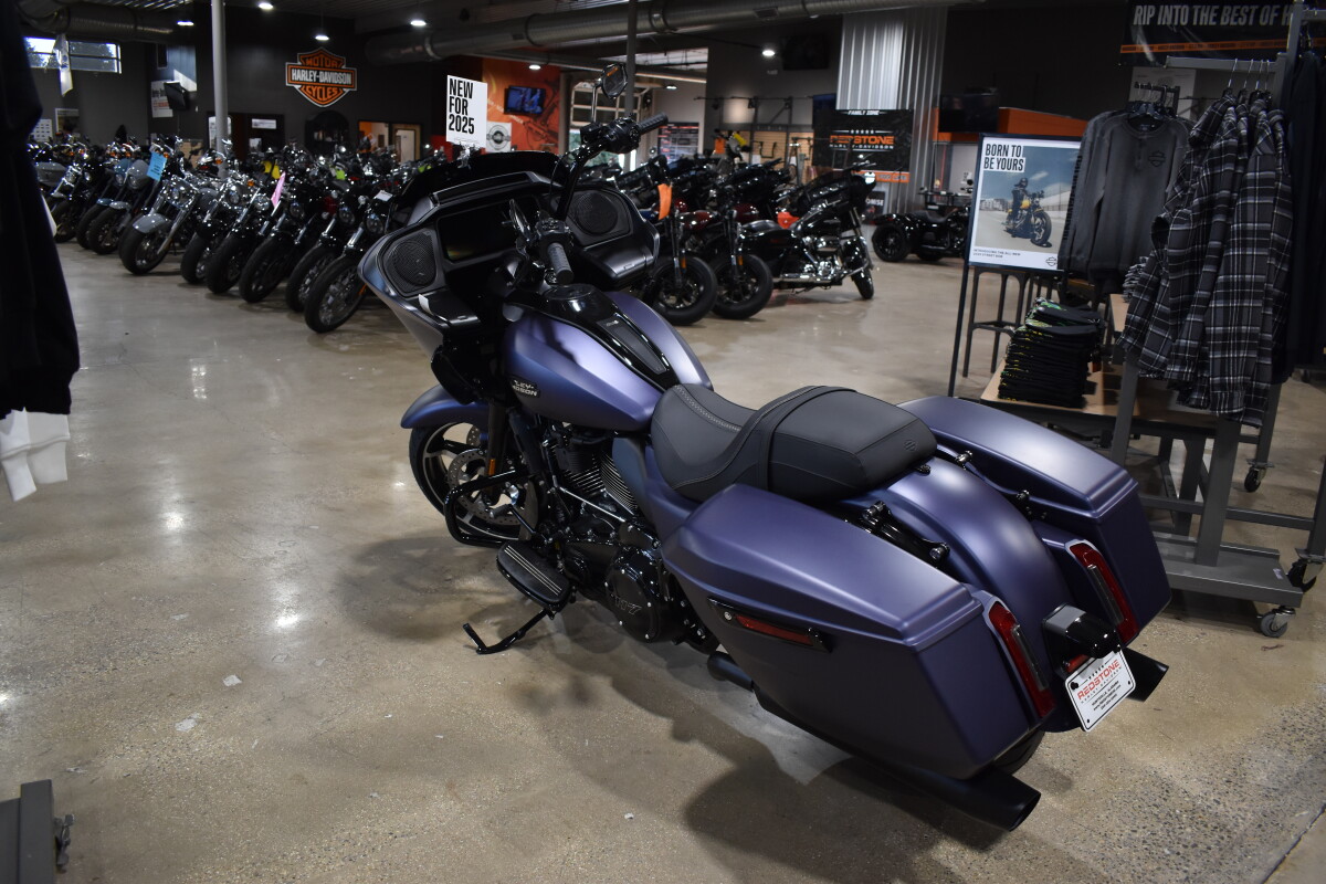 FLTRX 2025 Road Glide - Photo 7