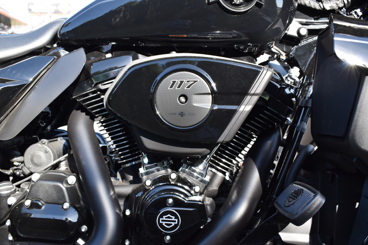 2025 Harley-Davidson Street Glide Ultra – Ultimate Touring Comfort - Photo 9