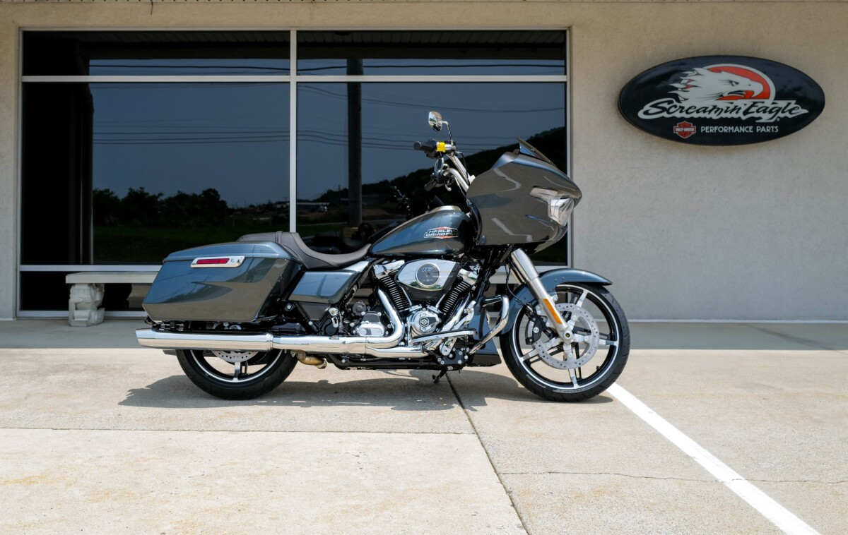 2025 Harley-Davidson Road Glide FLTRX Iron Horse Metallic