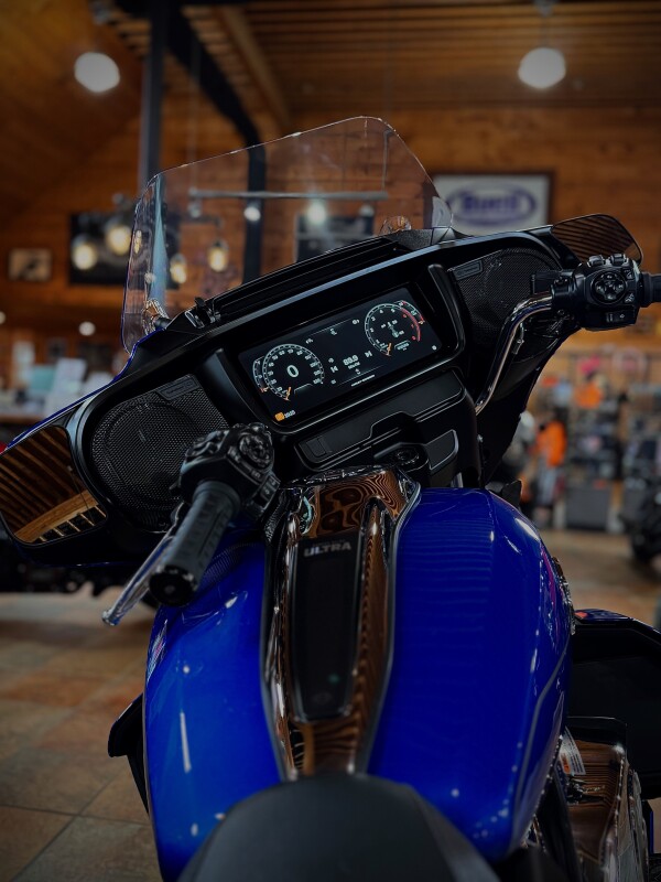 2025 Harley-Davidson Street Glide Ultra Blue Burst - Photo 6