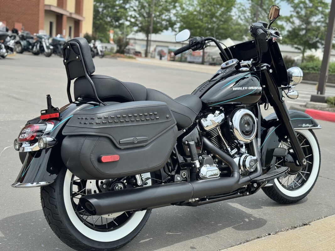 2025 Harley-Davidson Heritage Classic FLHC - Photo 3