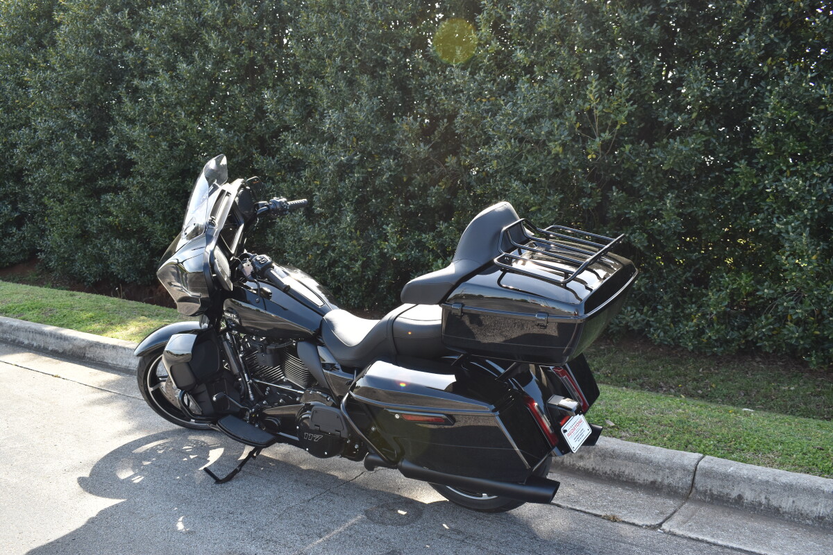 2025 Harley-Davidson Street Glide Ultra – Ultimate Touring Comfort - Photo 6