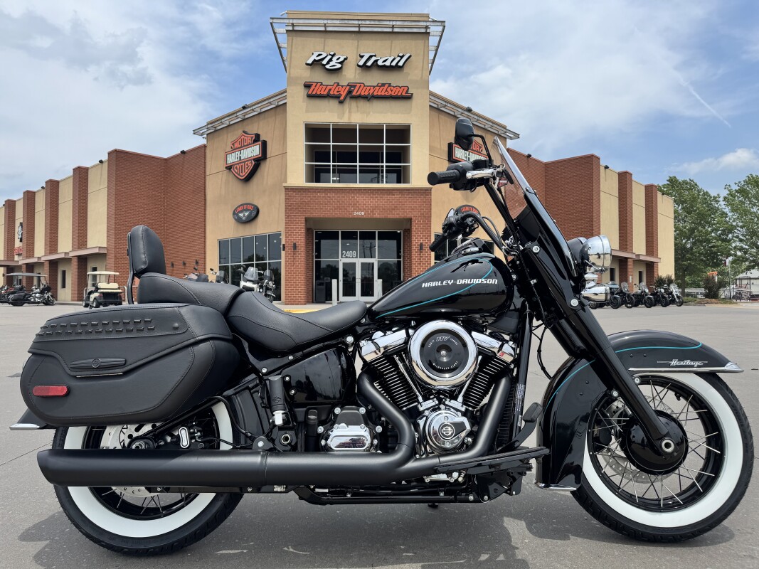 2025 Harley-Davidson Heritage Classic FLHC