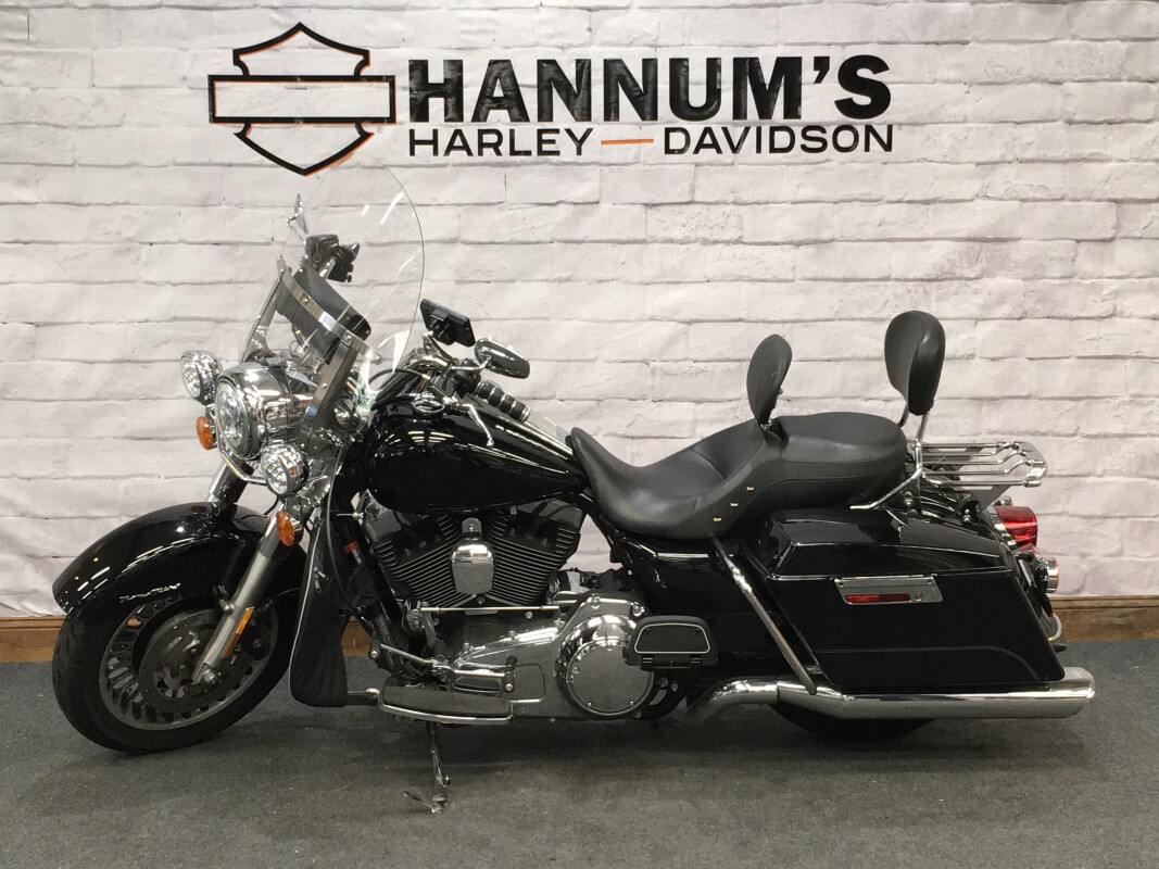 2011 Harley-Davidson Road King Black FLHR - Photo 6
