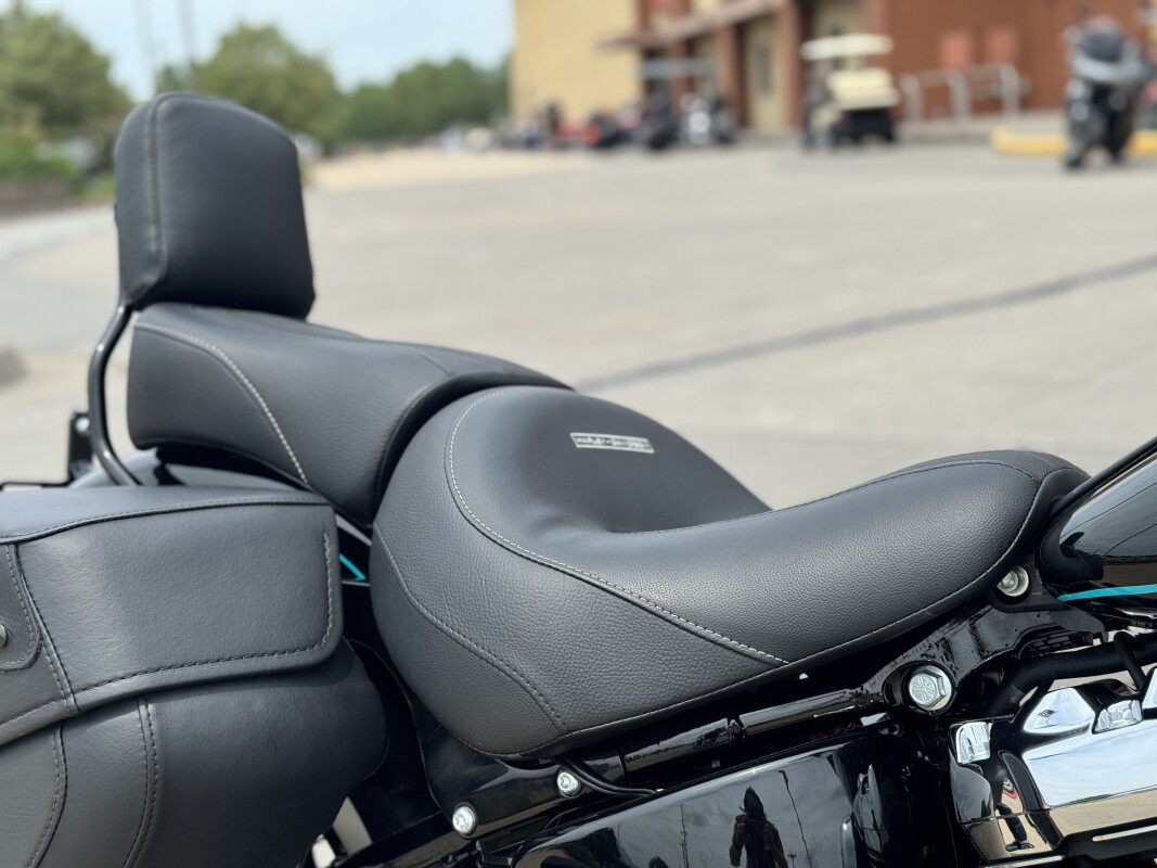 2025 Harley-Davidson Heritage Classic FLHC - Photo 8