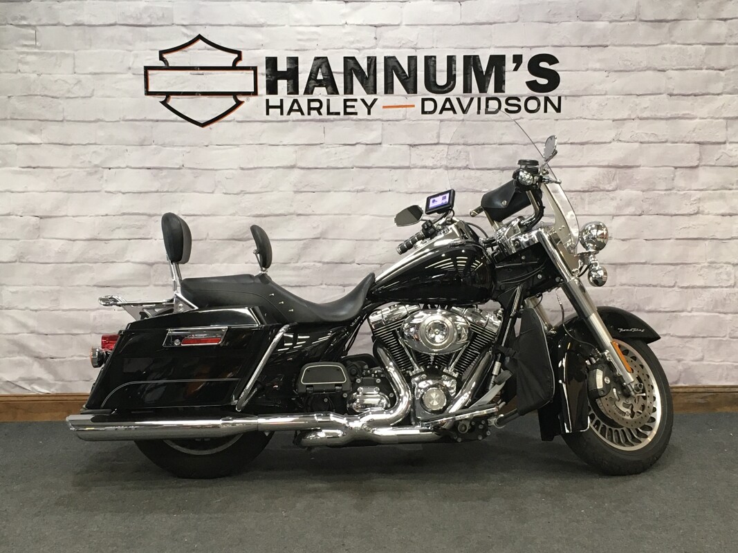 2011 Harley-Davidson Road King Black FLHR