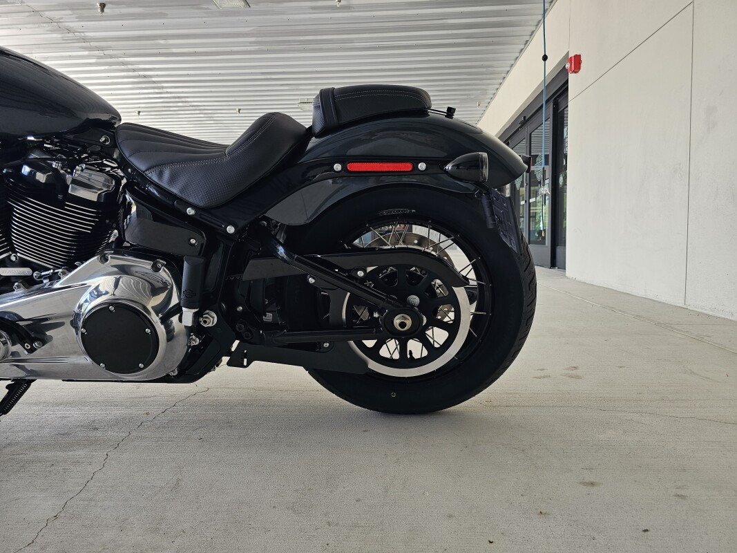 2025 Harley-Davidson Street Bob - Photo 9