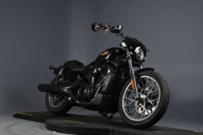 2025 Harley-Davidson® Nightster™ Special RH975S thumb 2
