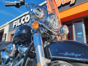 2024 Harley-Davidson Heritage Classic Vivid Black - MY24 DEMO RUNOUT WAS $43515 NOW $34990!! thumb 2