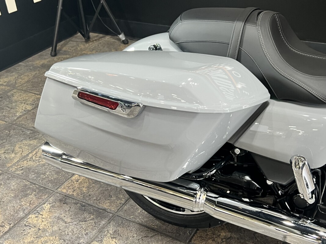 2025 Harley-Davidson Road Glide Billiard Gray - Photo 5