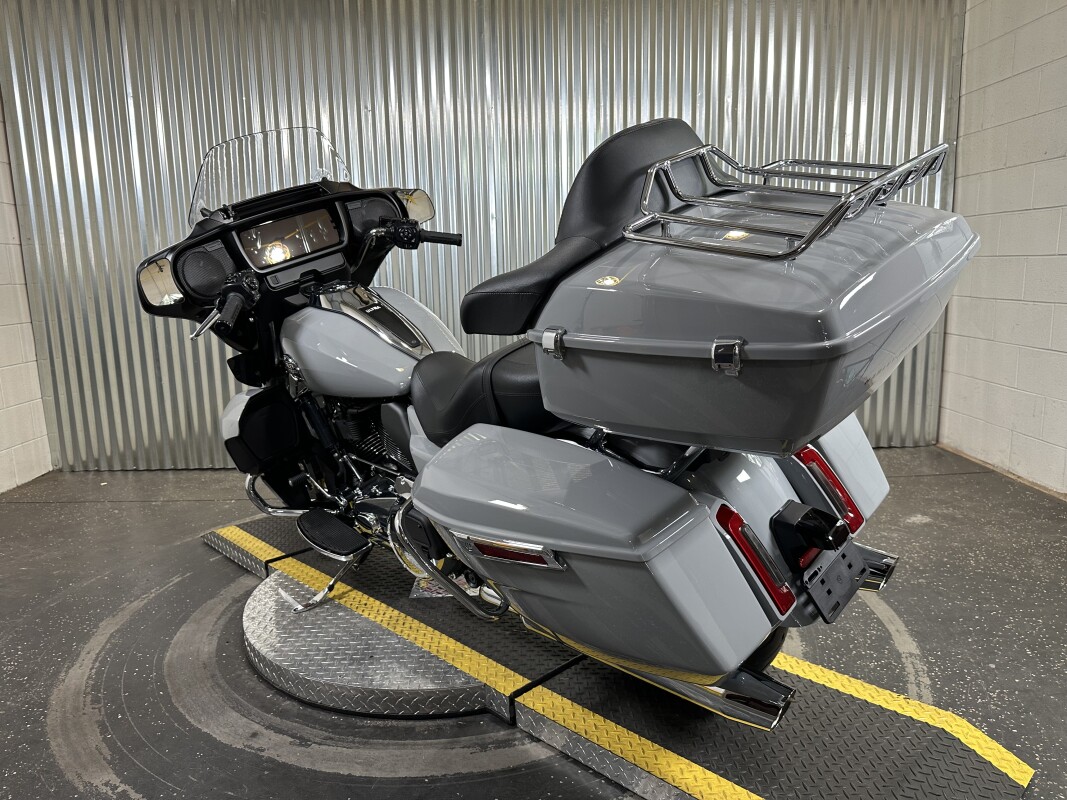 2025 Harley-Davidson Street Glide Ultra Billiard Gray - Photo 6