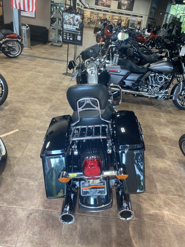 2012 HD FLHR103 - Photo 4