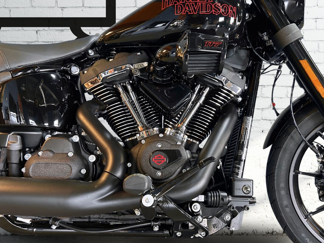 2025 Harley-Davidson Low Rider S Vivid Black - Photo 4
