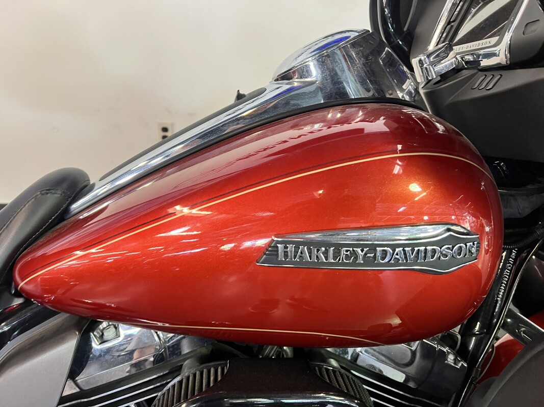 2014 Harley-Davidson Electra Glide Ultra Classic Candy Orange FLHTCU - Photo 2