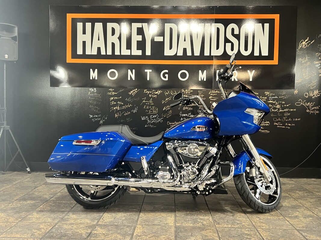 2025 Harley-Davidson Road Glide Blue Burst