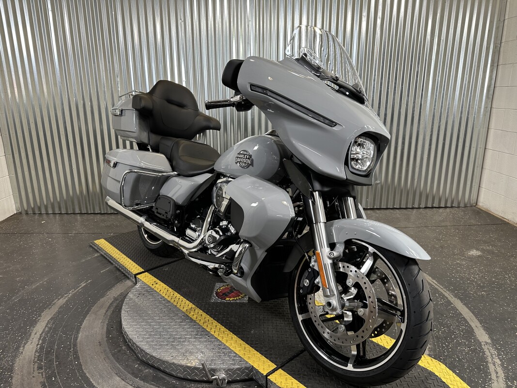 2025 Harley-Davidson Street Glide Ultra Billiard Gray - Photo 2