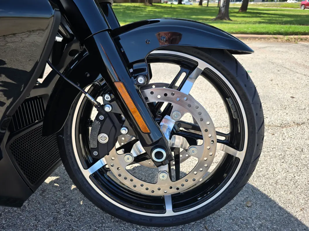 2025 Harley-Davidson Street Glide Ultra - Photo 7