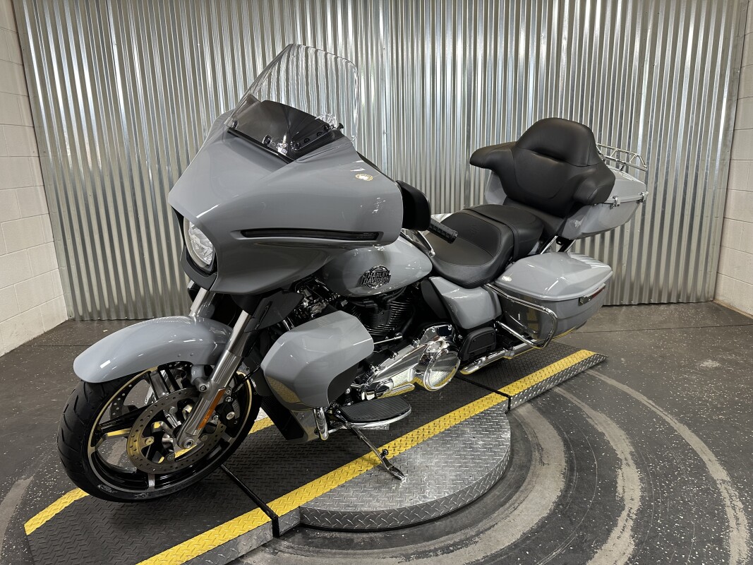 2025 Harley-Davidson Street Glide Ultra Billiard Gray - Photo 4