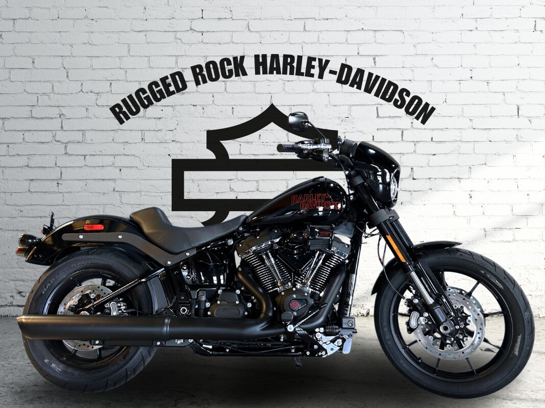 2025 Harley-Davidson<sup>®</sup> Low Rider<sup>®</sup> S Vivid Black